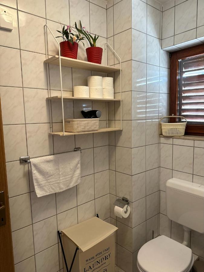 Family Apartment Makarska Ngoại thất bức ảnh